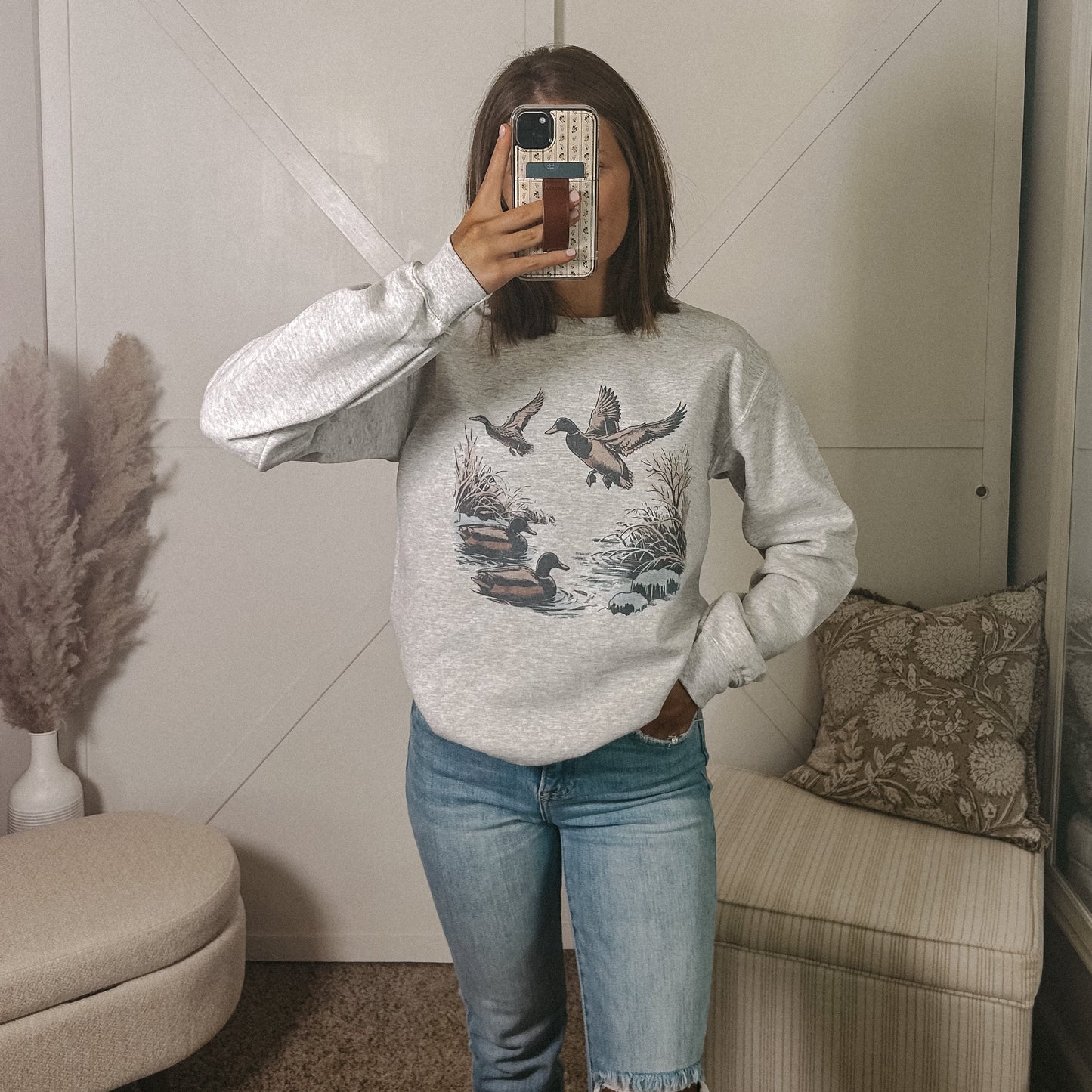 Vintage Mallard Sweatshirt - Ash Gray